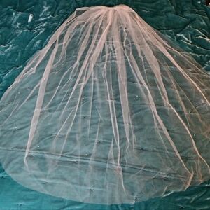White wedding veil with sparkling stones
